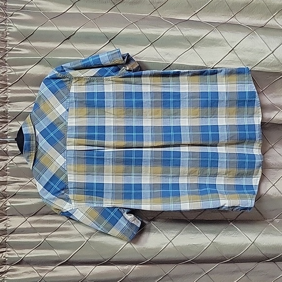 EUC- Prana Short Sleeve Organic Cotton Button Down - Picture 5 of 5